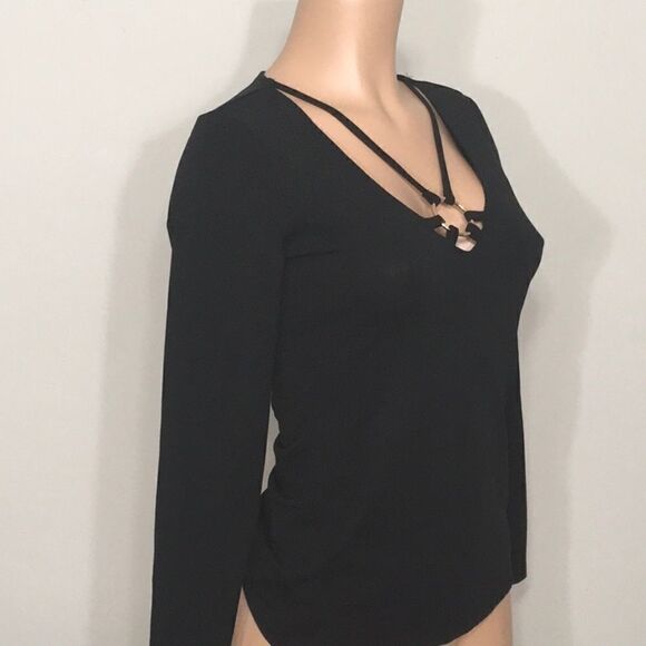 Boston Proper v-neck long sleeves t-shirt. XS runs big. NWOT - Picture 3 of 5